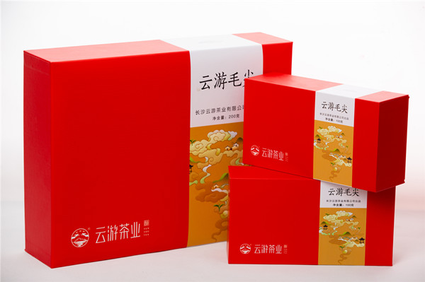 云游毛尖 滿(mǎn)堂紅